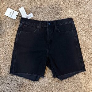 Aritzia Sunday Best Tatum Short 5” Inseam